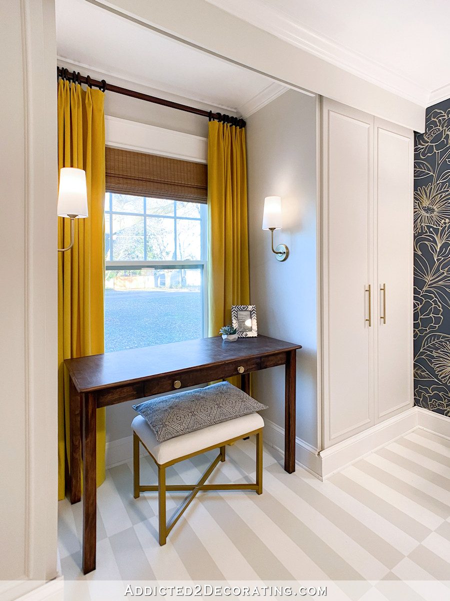 guest bedroom - finished - window nook vertical