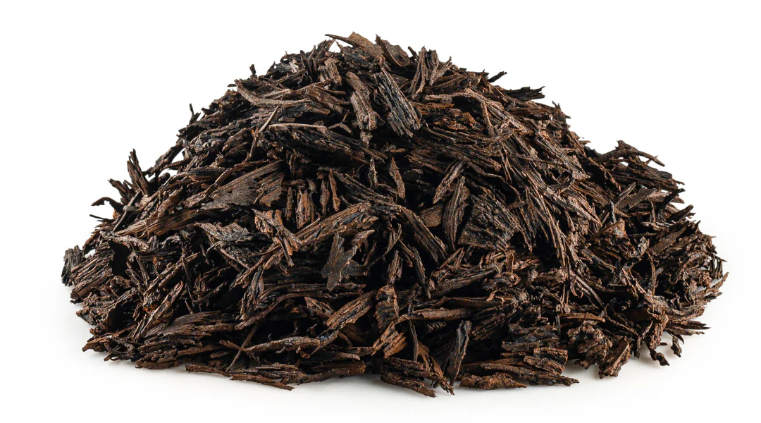 shredded rubber mulch, dark brown